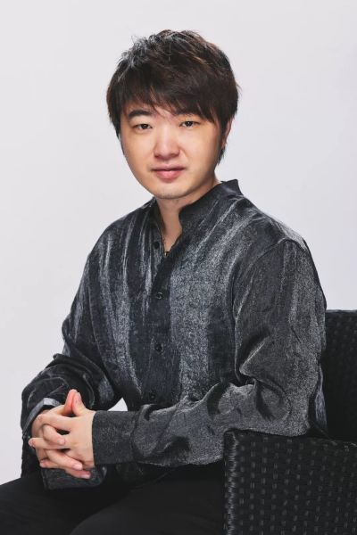 <em>吳</em>桐--成長最迅速<em>的</em>年輕<em>的</em>85后制片人，鬼才綜藝導演