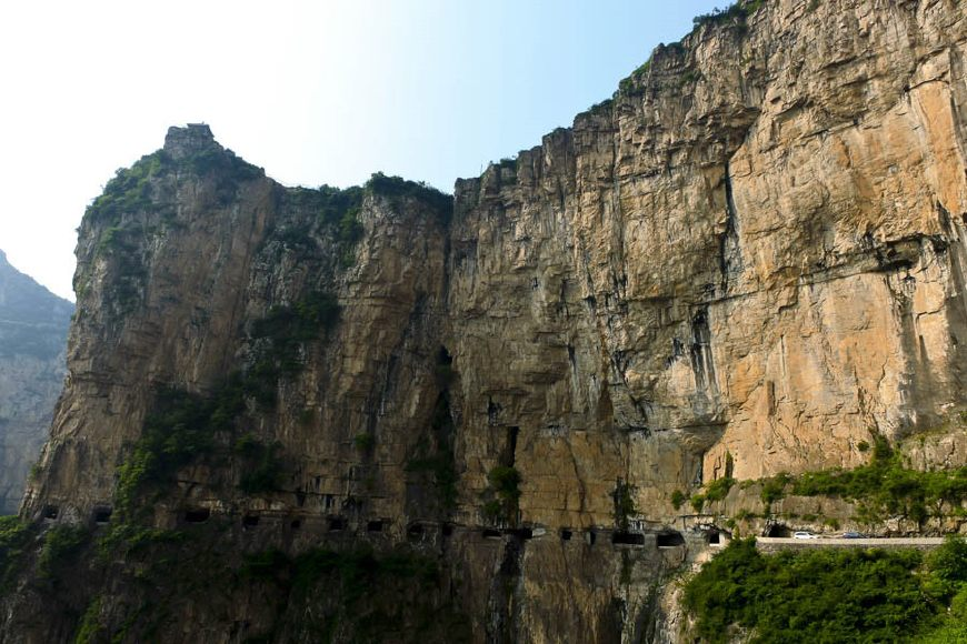 <em>中國(guó)</em><em>七大</em><em>掛</em><em>壁</em><em>公路</em>—昆山<em>掛</em><em>壁</em><em>公路</em>