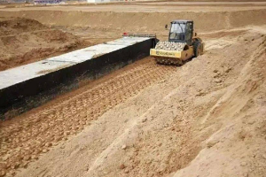 濕陷性黃土地區<em>路基</em>施工控制要點及處理方法