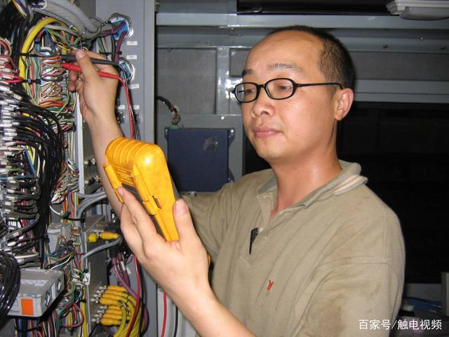 從“門外漢”到“行業(yè)標桿”：張重陽用17年書寫“地鐵工匠”傳奇