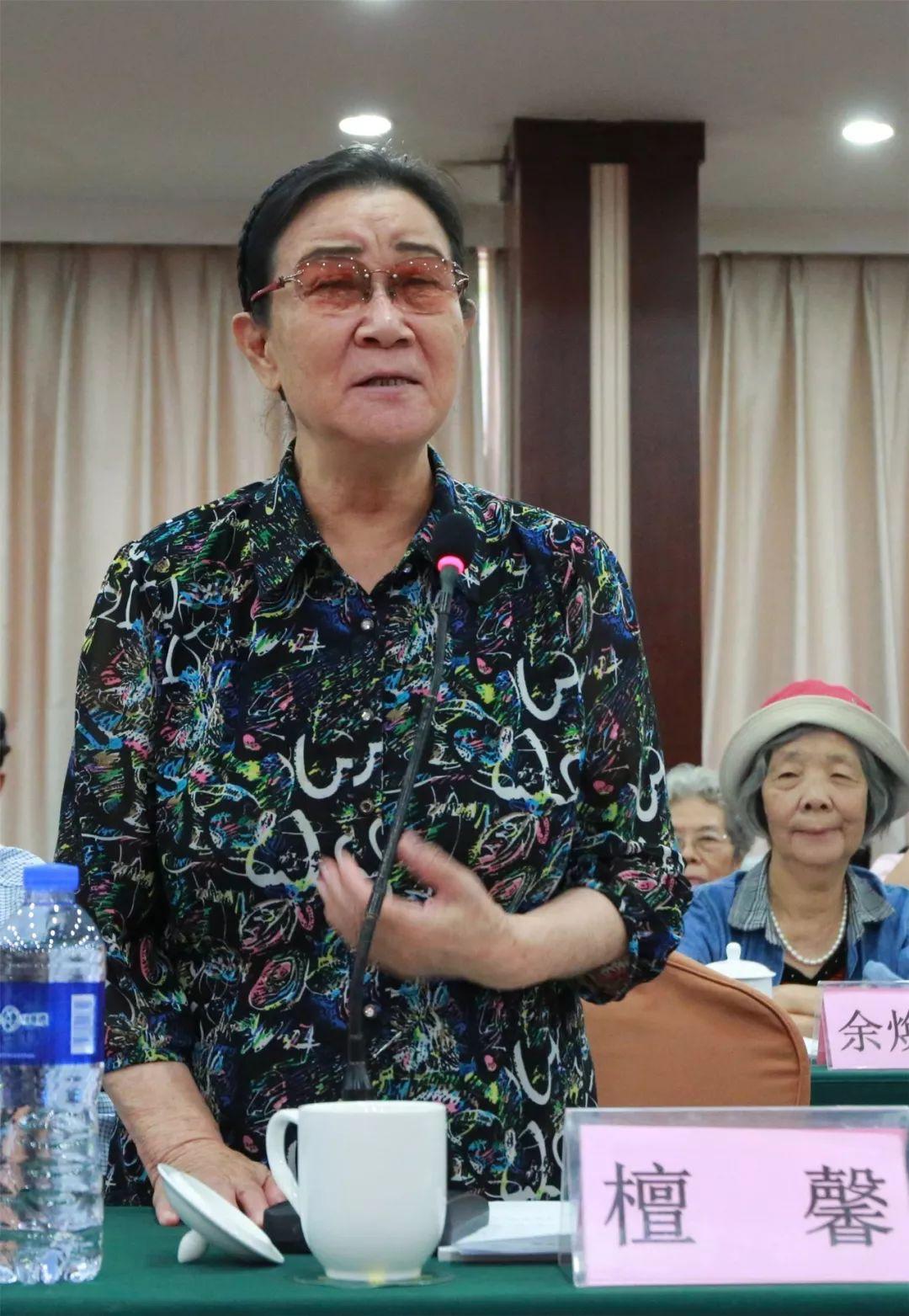 <em>北京</em>林業(yè)大學(xué)園林學(xué)院57級校友檀馨 捐贈人民幣1000萬元創(chuàng)立“馨基金”