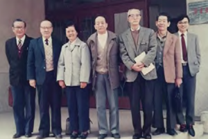 亦師，亦友——<em>紀念</em>江靜波教授<em>誕辰</em>一百周年