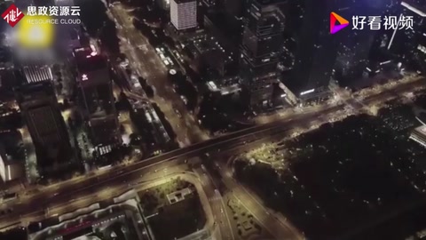 很多人說<em>華為</em>是突然崛起，實(shí)際上它歷經(jīng)了30年的持續(xù)奮斗和磨礪