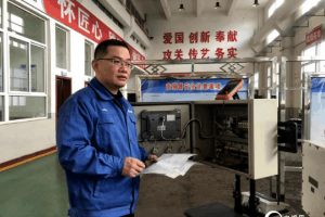 王斌?。?lt;em>從小</em>電工<em>到</em>大<em>工匠</em>的“機電神醫”
