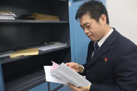 <em>不負(fù)</em><em>韶華</em><em>擔(dān)</em><em>使命</em>，<em>默默無言</em><em>述</em><em>忠誠(chéng)</em>—<em>鄭州</em><em>西站</em><em>車站</em><em>值班員</em><em>王曉明</em>1
