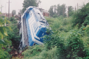 <em>授課</em><em>圖片</em>—<em>機(jī)車</em>脫軌現(xiàn)場(chǎng)<em>2</em>