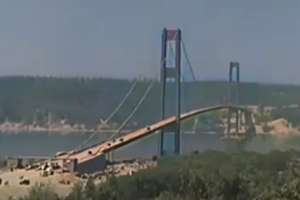 1940年<em>塔</em><em>科</em><em>馬</em><em>大橋</em>吹垮瞬間，六級大風，足以摧毀一切！